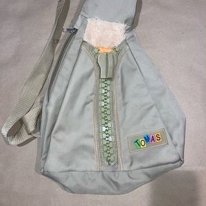 Thomas shoulder bag.